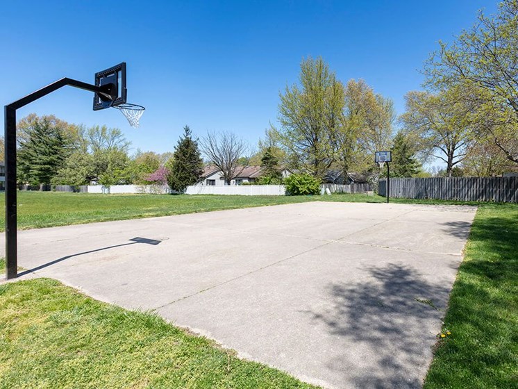 Terre Haute apartments with basketball court